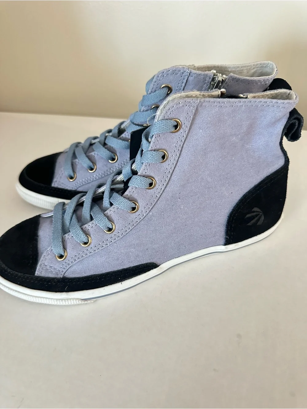 Burnetie Side Zip High Top Sneakers 7